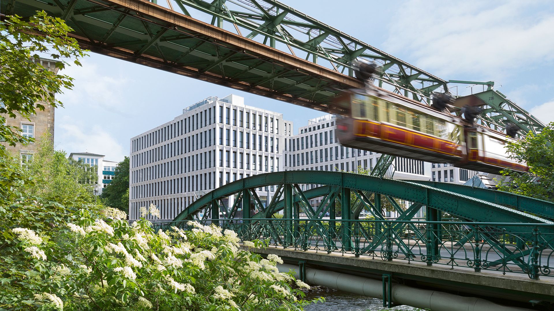 Michael Pintarelli Finanzdienstleistungen AG Sede principal de la empresa en Wuppertal