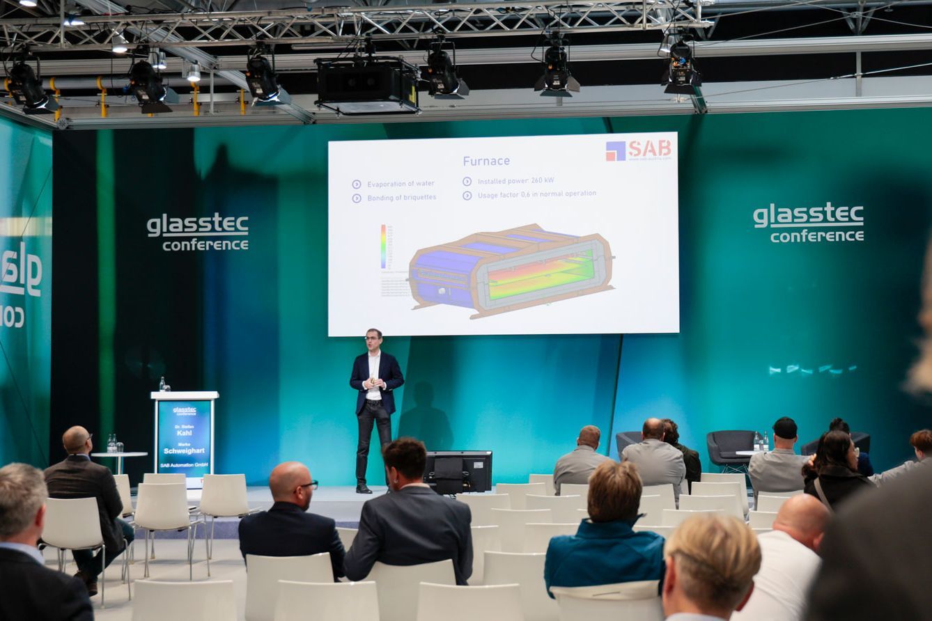 Conferencia técnica en la conferencia glasstec