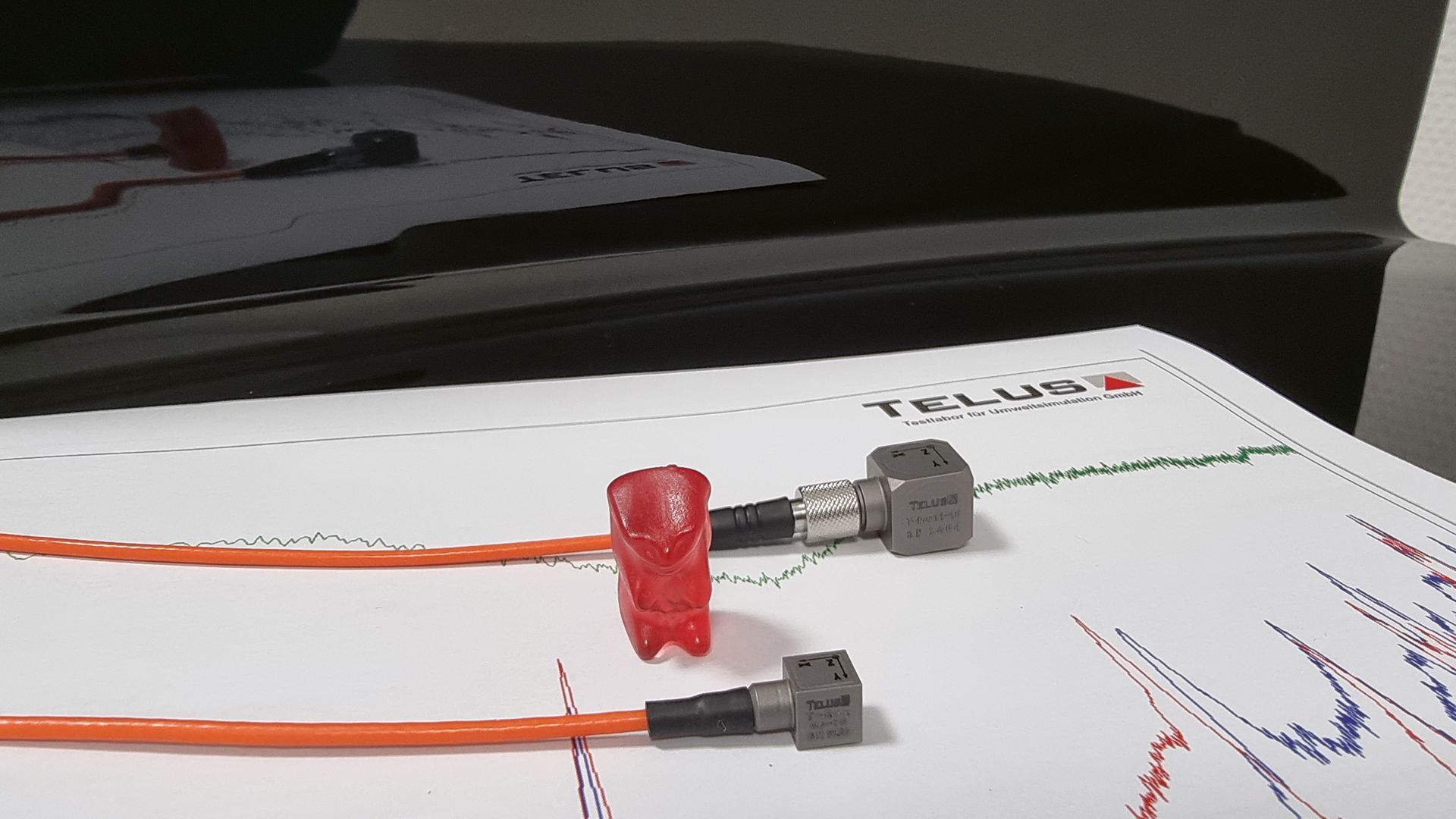 TELUS-Testlabor für Umweltsimulation GmbH versnellingsopnemers