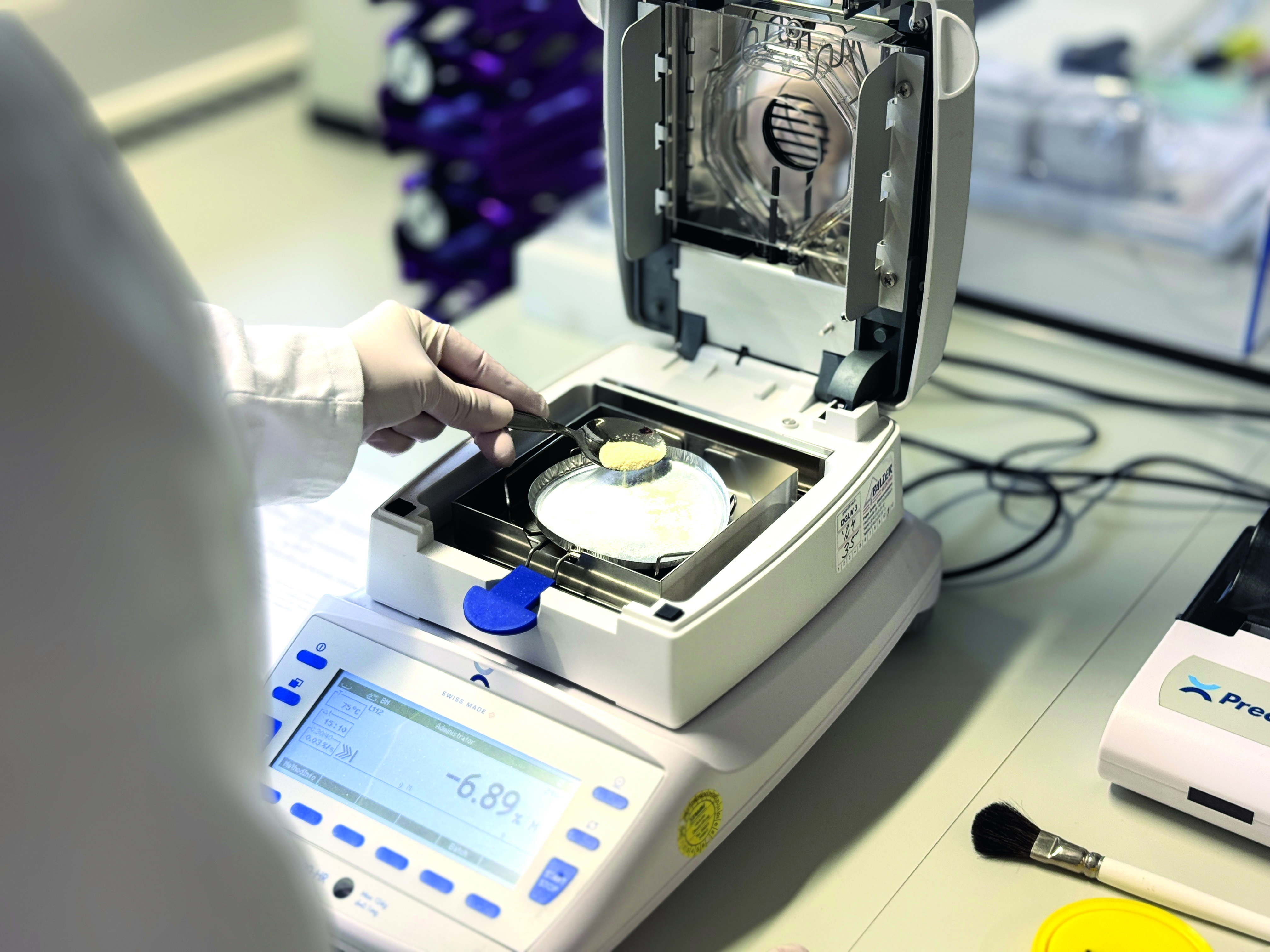 A laboratory test featuring the polyglucosamine L112 raw material
