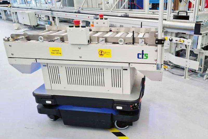 cts AMR levert productieonderdelen