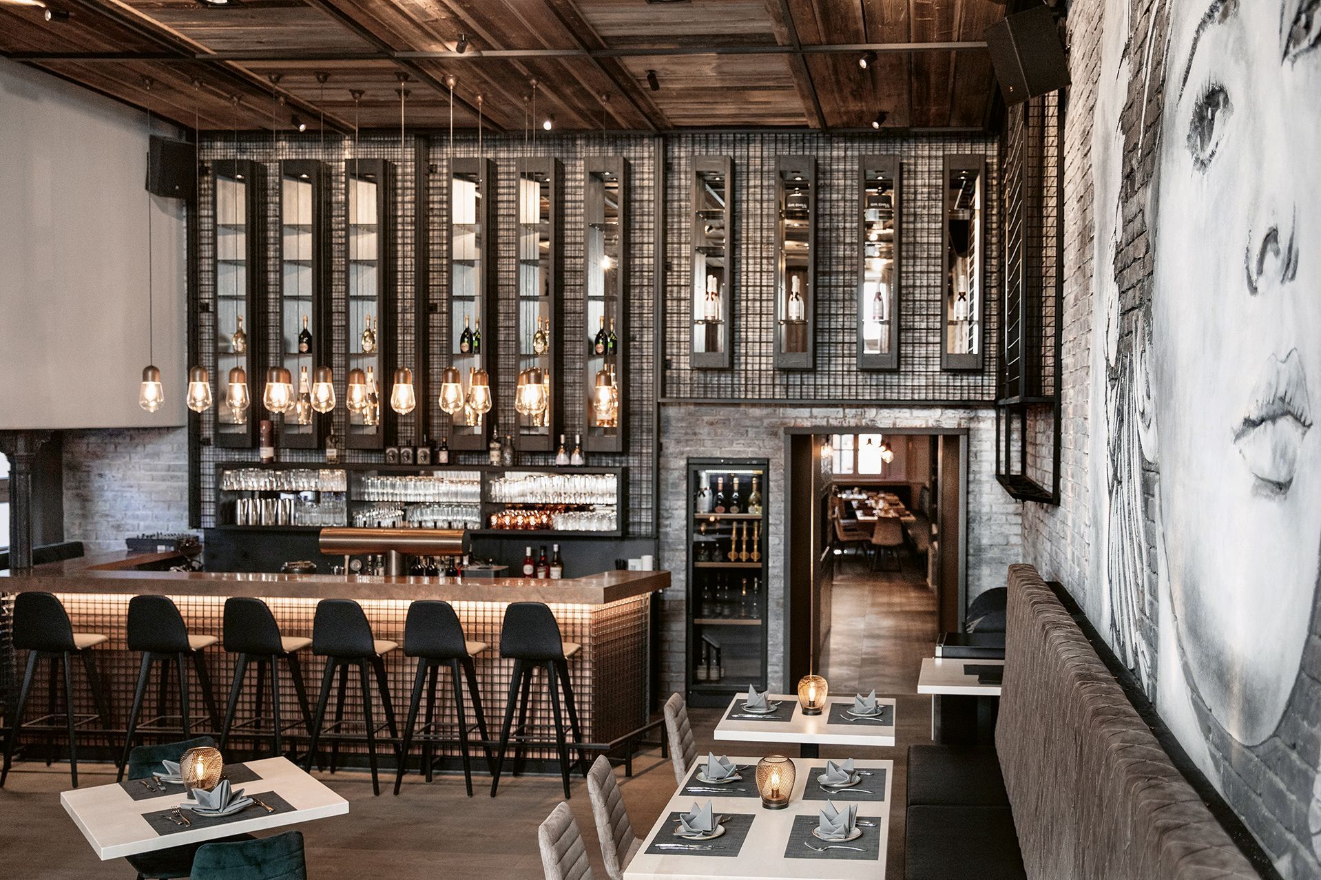 AHA GmbH Restaurant & Bar Stern in Schwabach