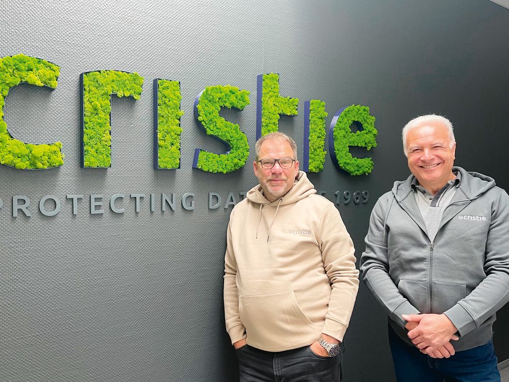 "We want to step a bit out of the niche role!"