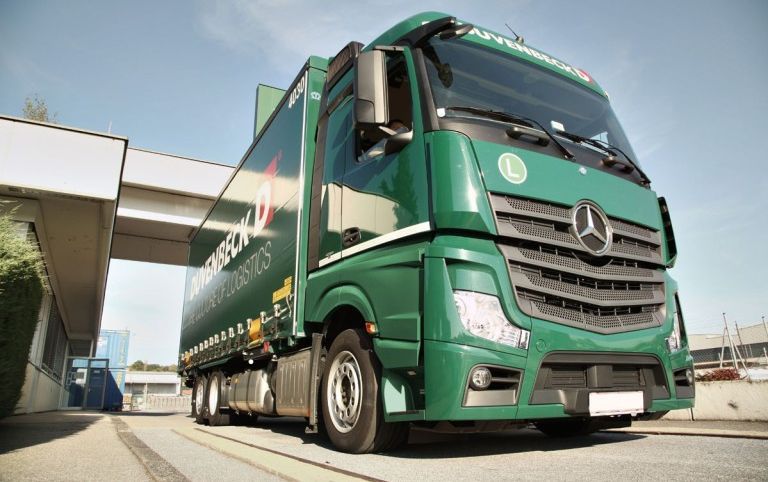 On the roads of Europe: DUVENBECK vehicle