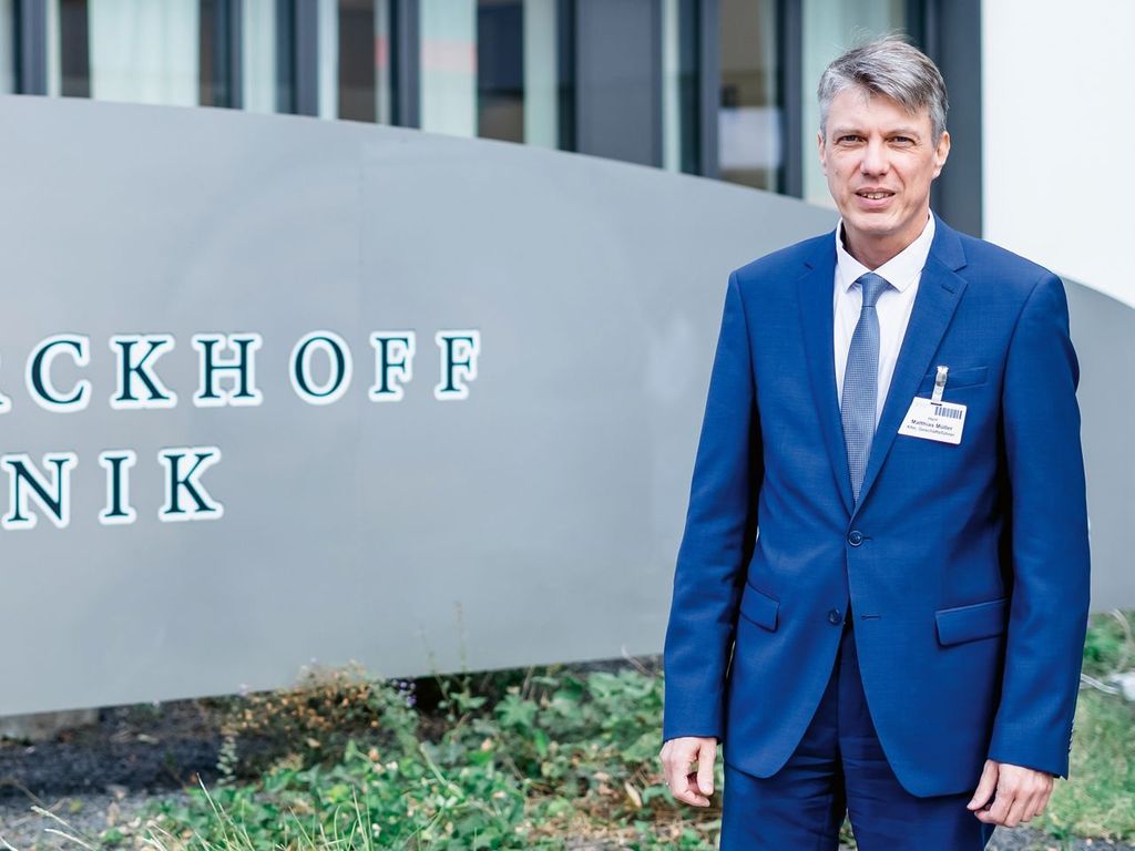 Top Medicine with Responsibility: Clinic of the Future