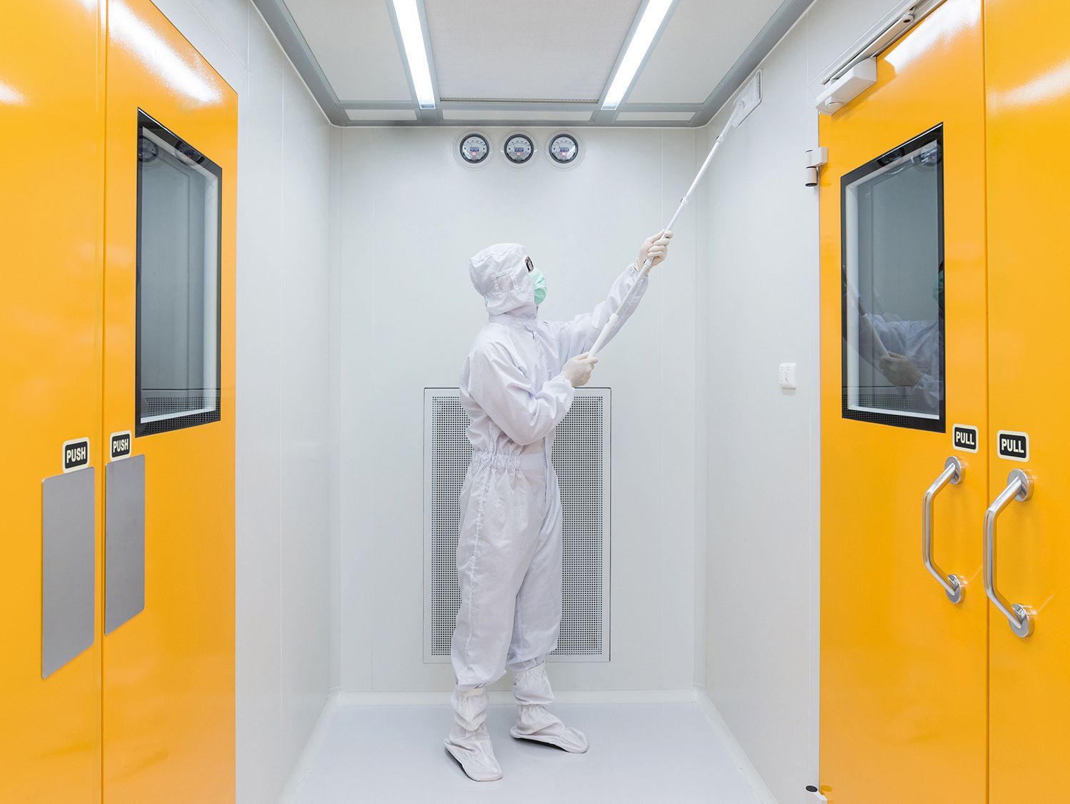 SB PROFESSIONAL CLEANING GMBH Salle blanche