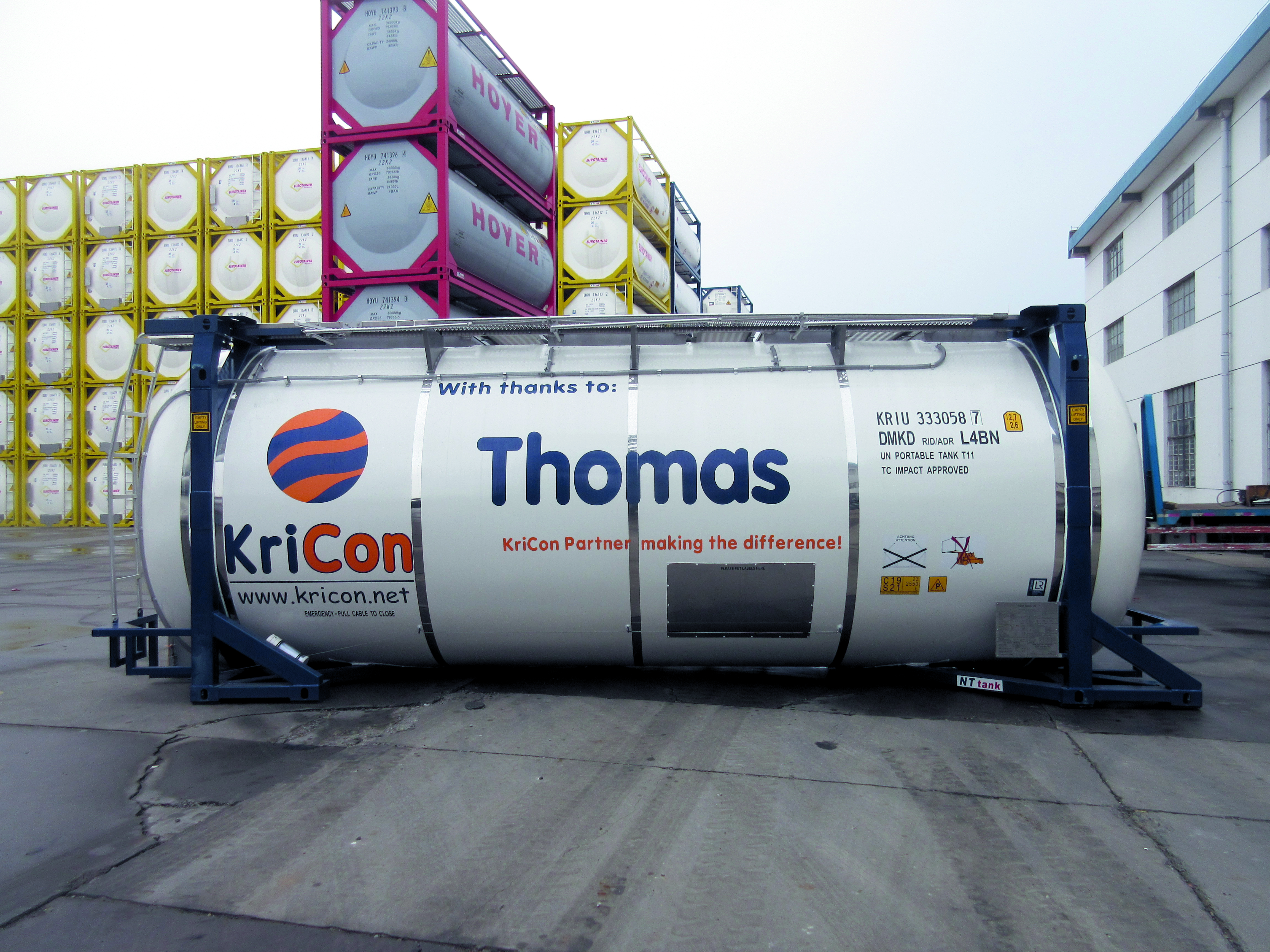 Les citernes ISO réutilisables de KriCon offrent une solution sûre et efficace pour le transport de cargaisons liquides en vrac à travers les marchés internationaux