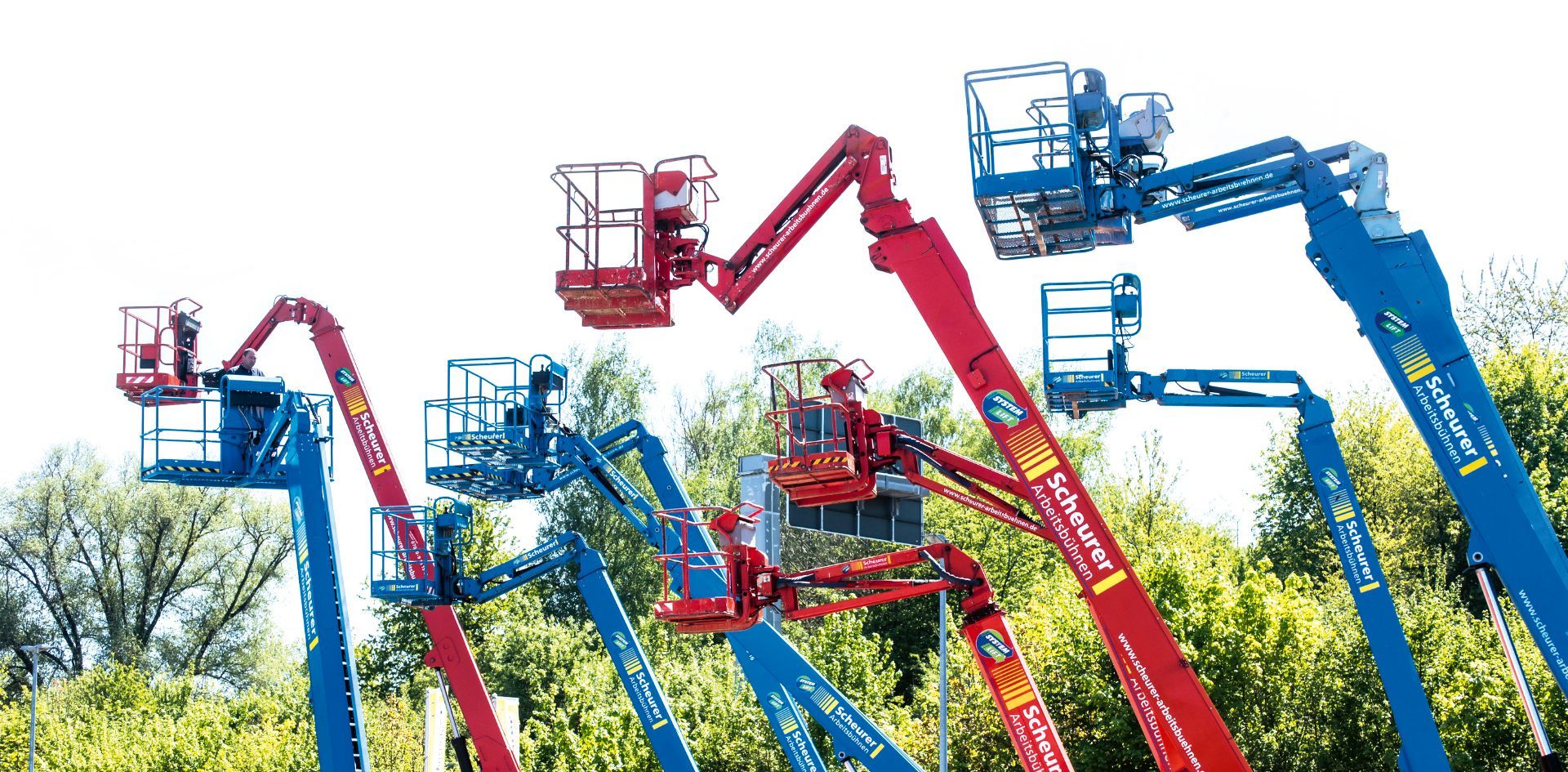 Deutsche Industrie Dienstleistungs GmbH Plataforma de trabajo