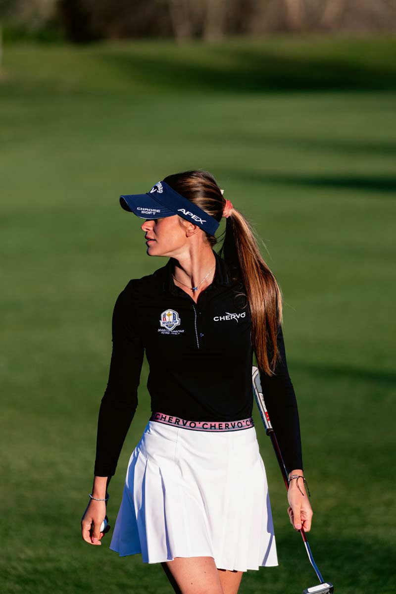 Jugadora de golf Chervò