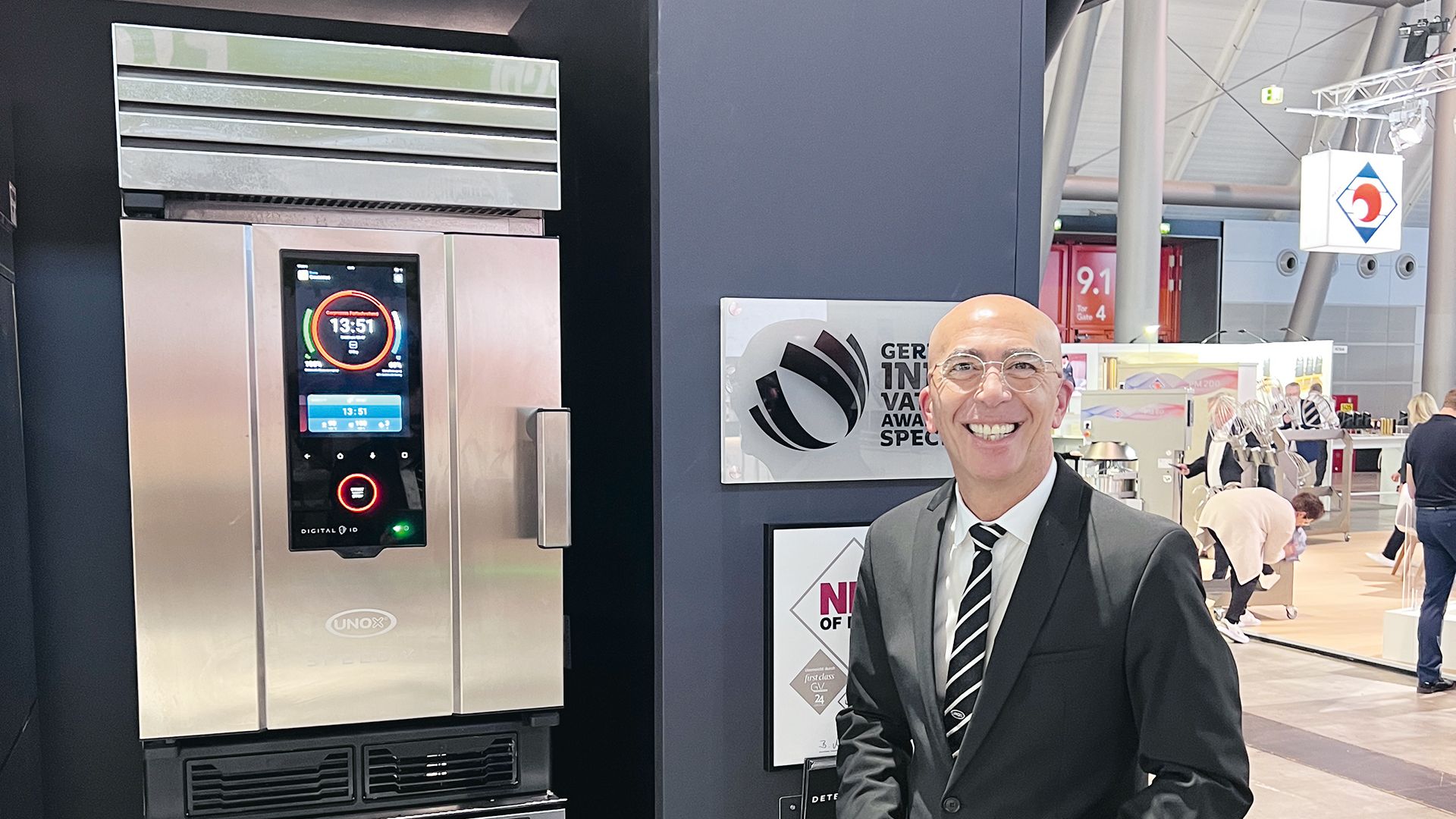 Salvatore Russo, directeur général de la UNOX Deutschland GmbH
