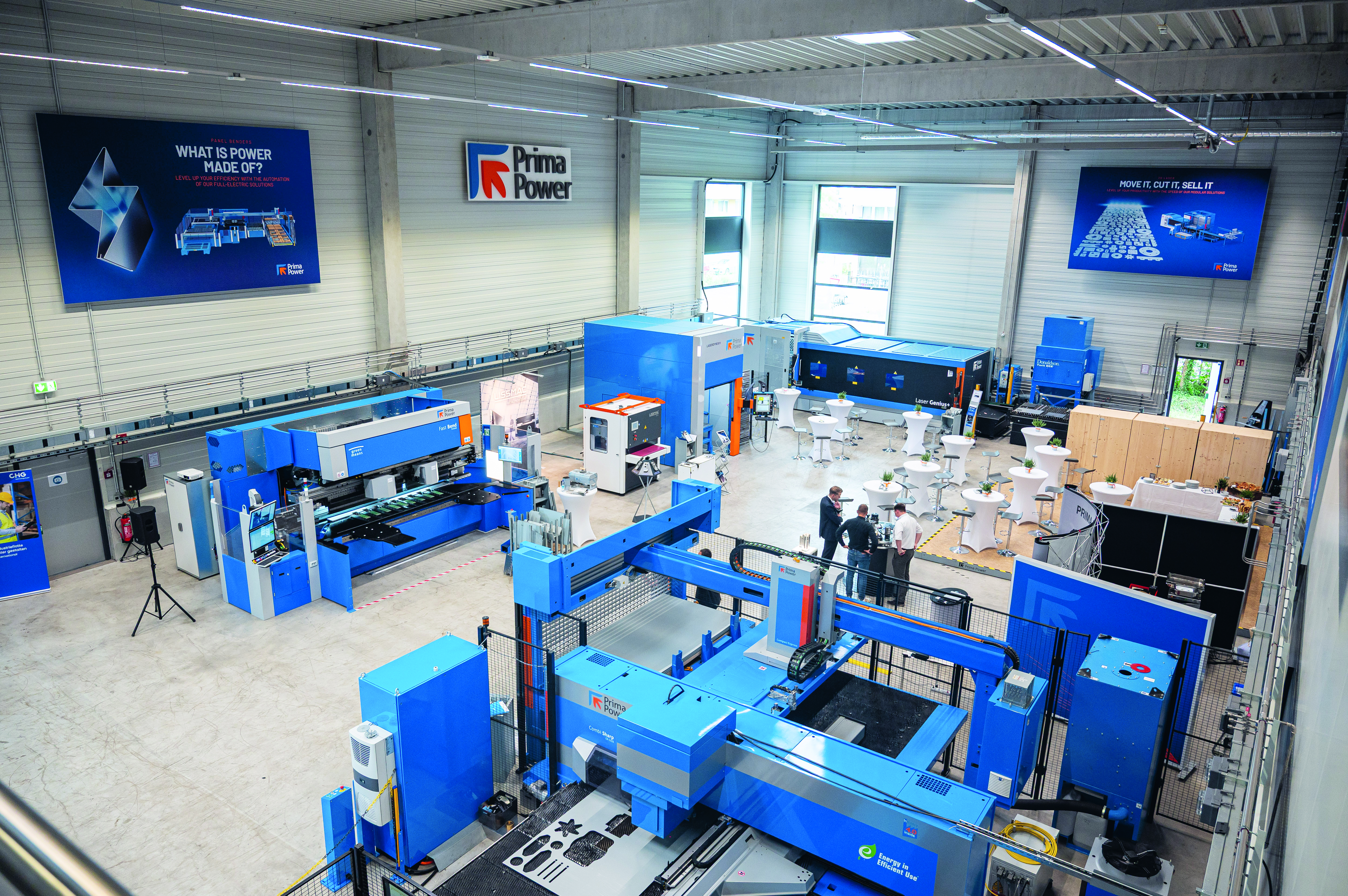 A Prima Power bemutatóterme Neufahrnben automatizált és skálázható gyártási megoldásokat mutat be az ipari lemezfeldolgozáshoz