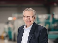 Hinrich Hampe, Jefe de Asuntos Gubernamentales de Teijin Carbon Europe GmbH
