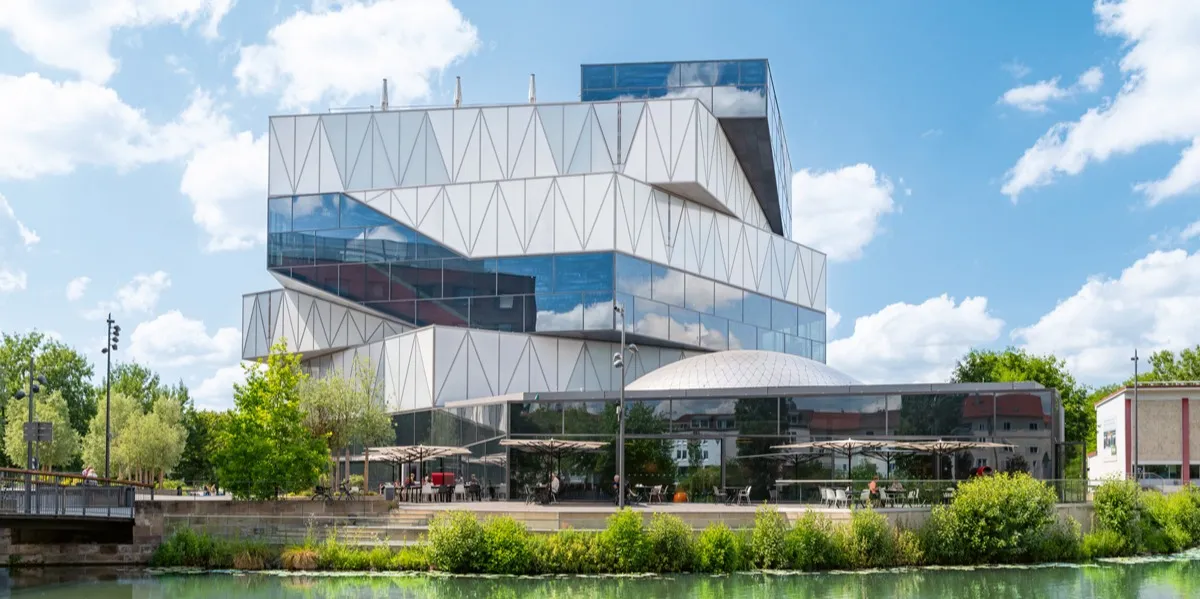 Più che semplici facciate