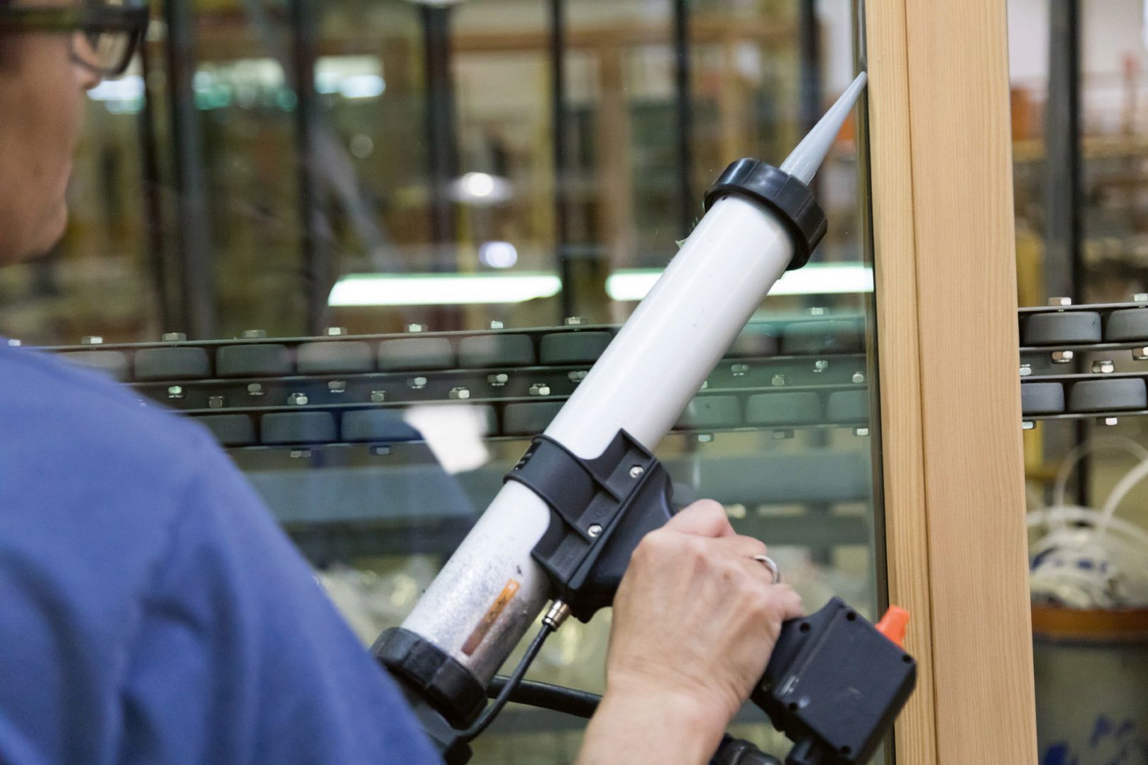 Gaulhofer Industrie-Holding GmbH Präzise Handarbeit