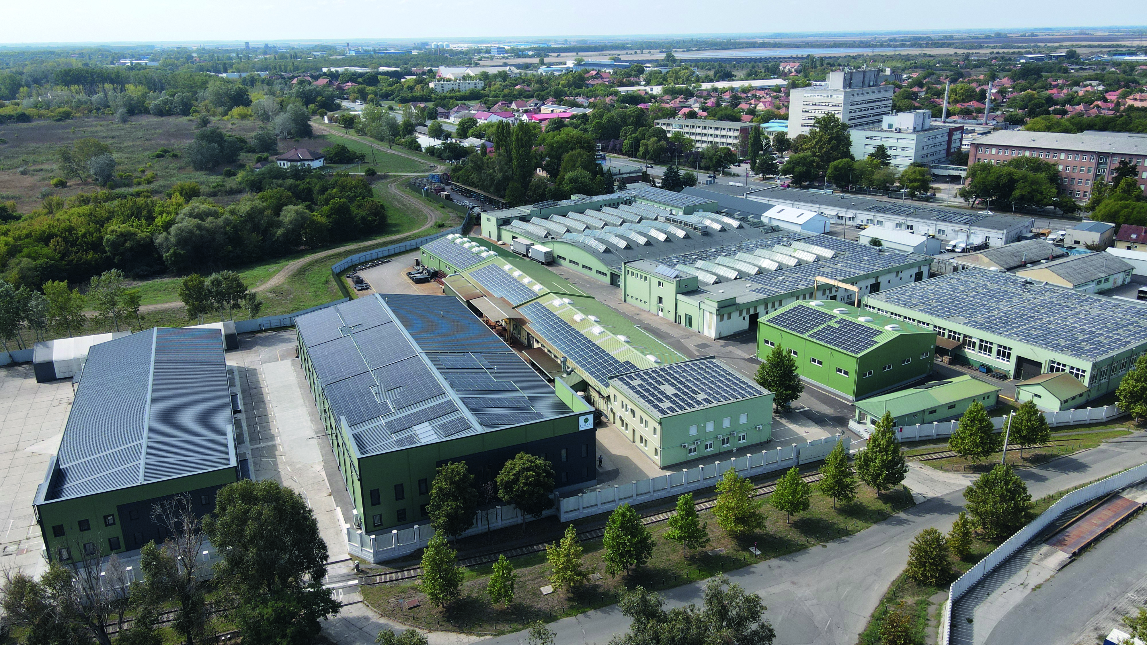 The headquarters and production site of Bognár és Társa in Szolnok: Spread across around 6.5 ha, the facility combines modern production halls, logistics areas and continuously expanding infrastructure to support a broad spectrum of metal manufacturing