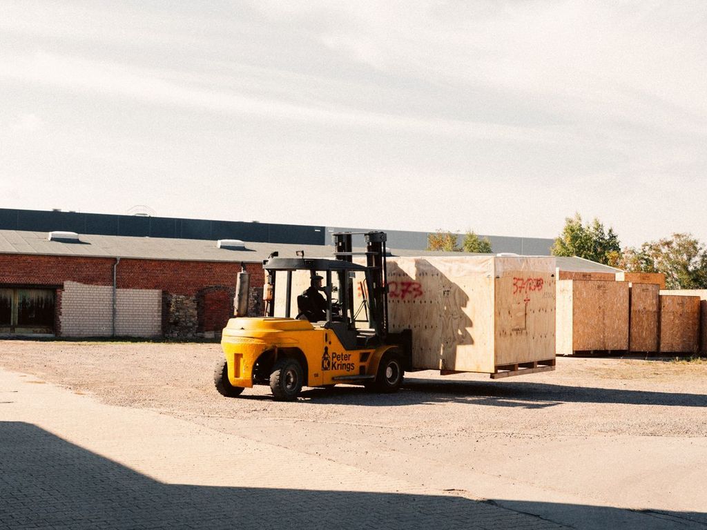 Wood, High Tech, Craftsmanship: Packaging for International Success