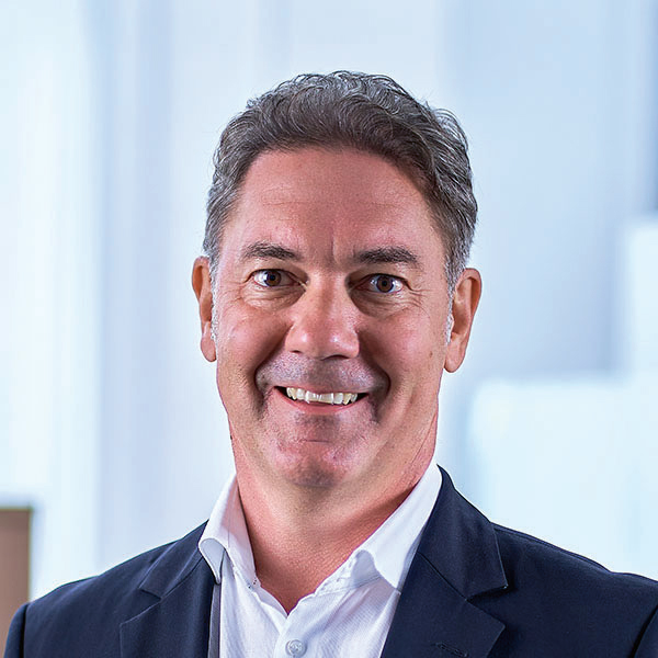 Alexander Stuchly, Directeur Général de zwei-a projektmanagement gmbh