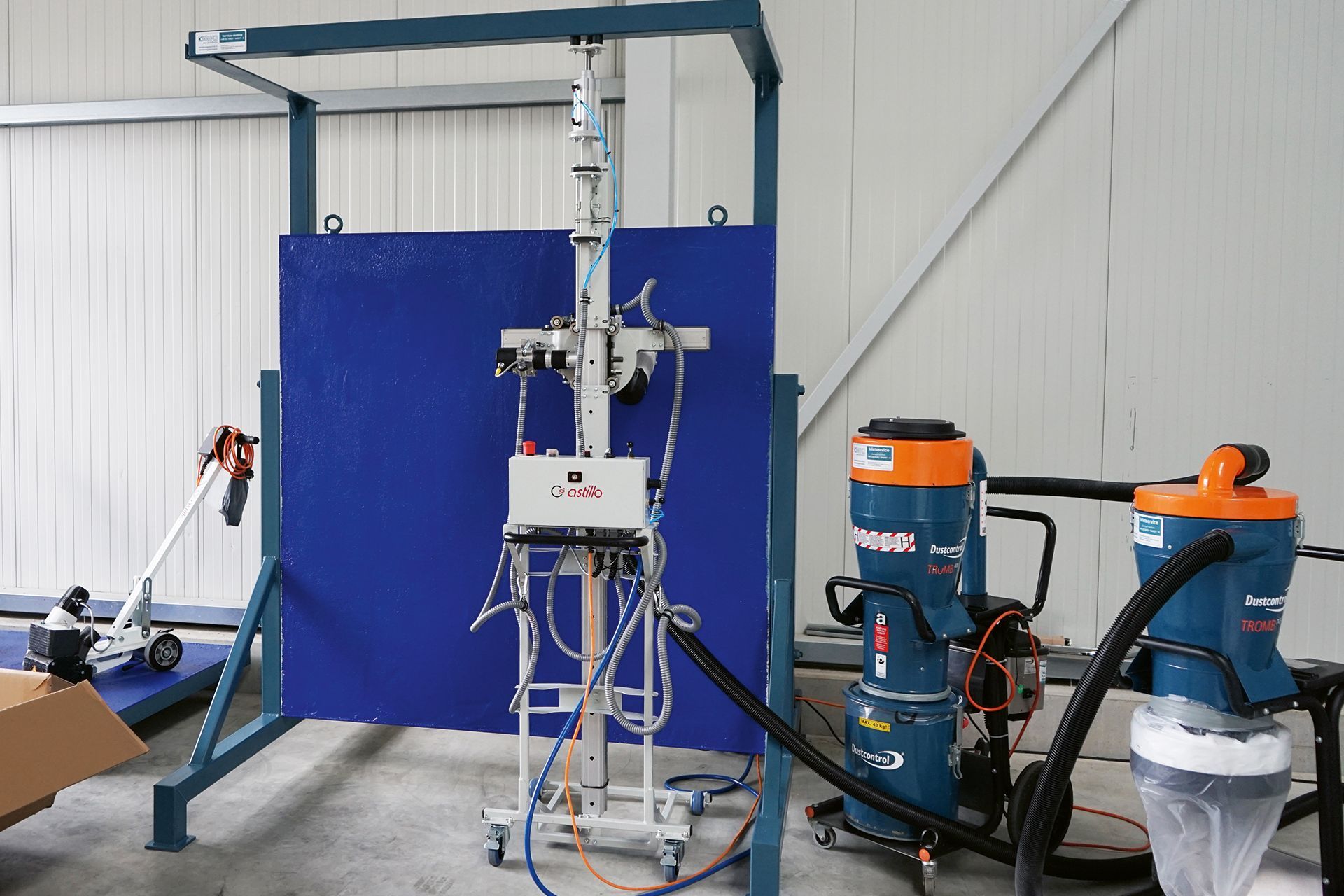 MKI Industrie Service GmbH Procédé de fraisage mural