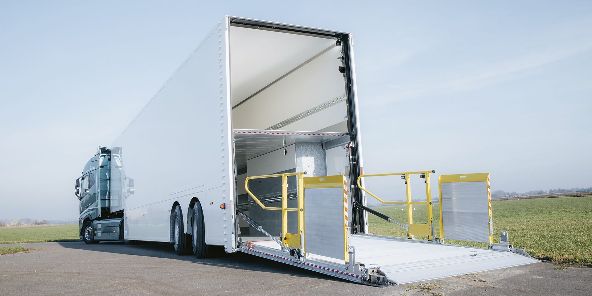 Burgers Carrosserie BV teherautó rakodóterülete