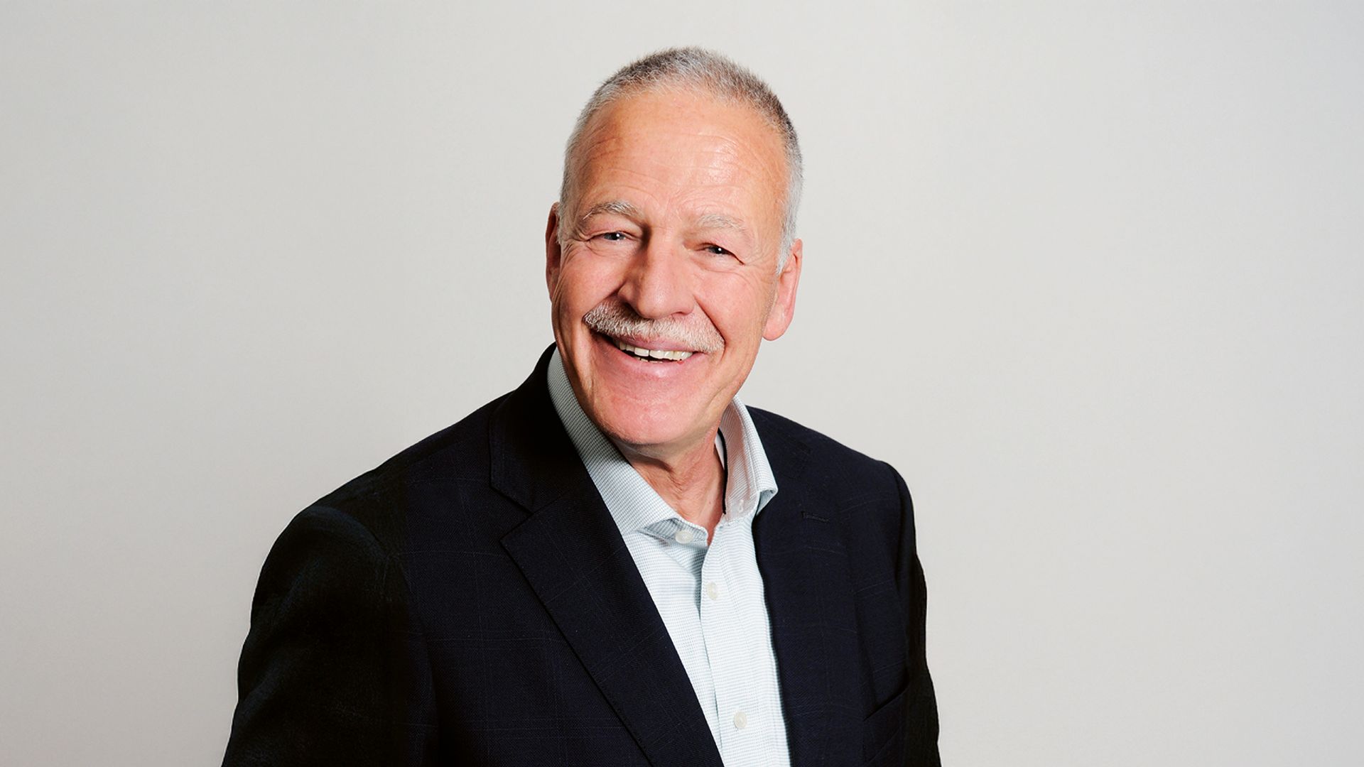 Interview met Michael Stein, Directeur van Securess Verzekeringsmakelaar GmbH