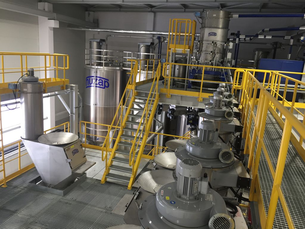 A Finom Egyensúly: A Kiválóság Mérlegelése