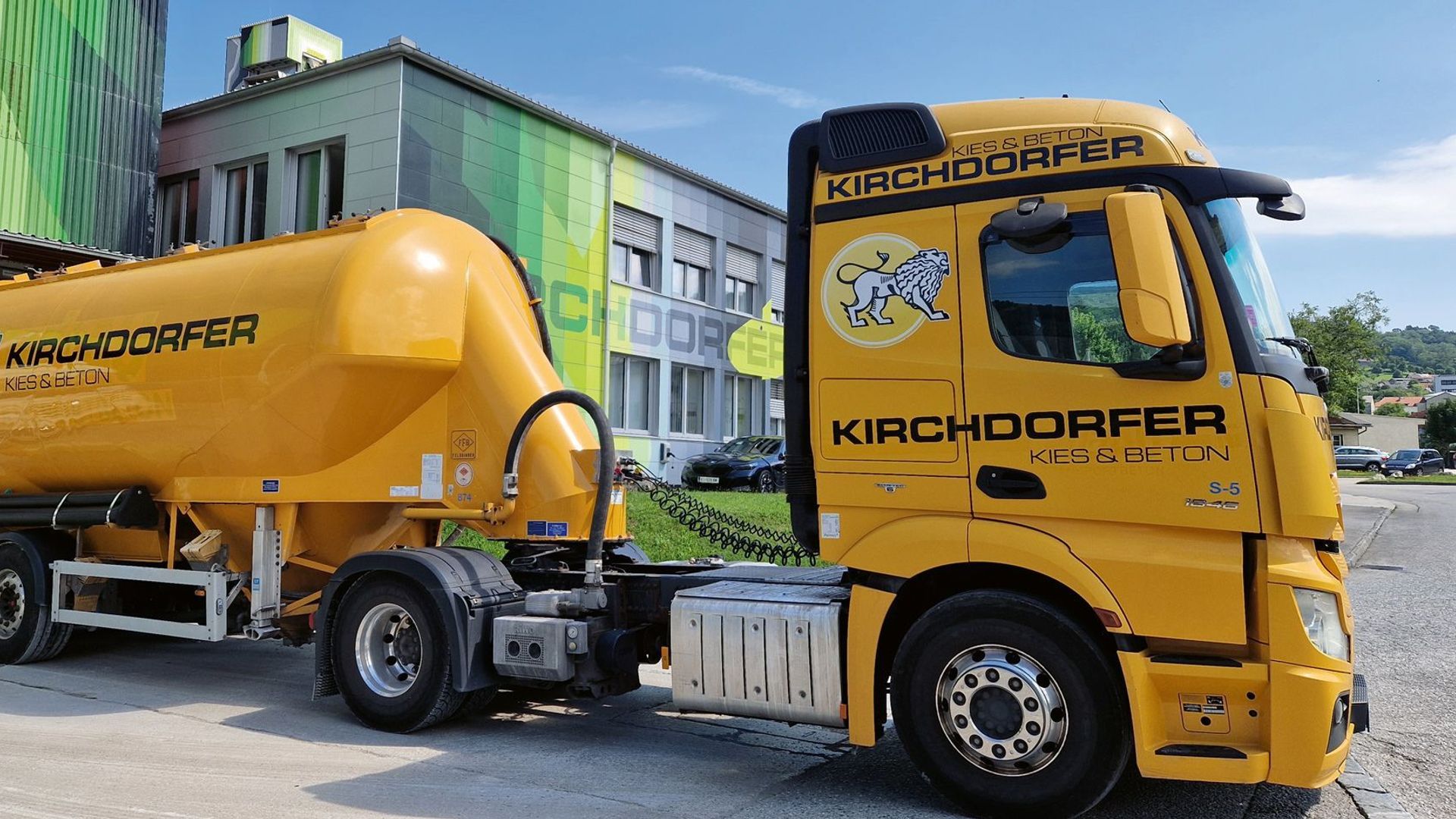 Kirchdorfer Kies & Beton GmbH LKW