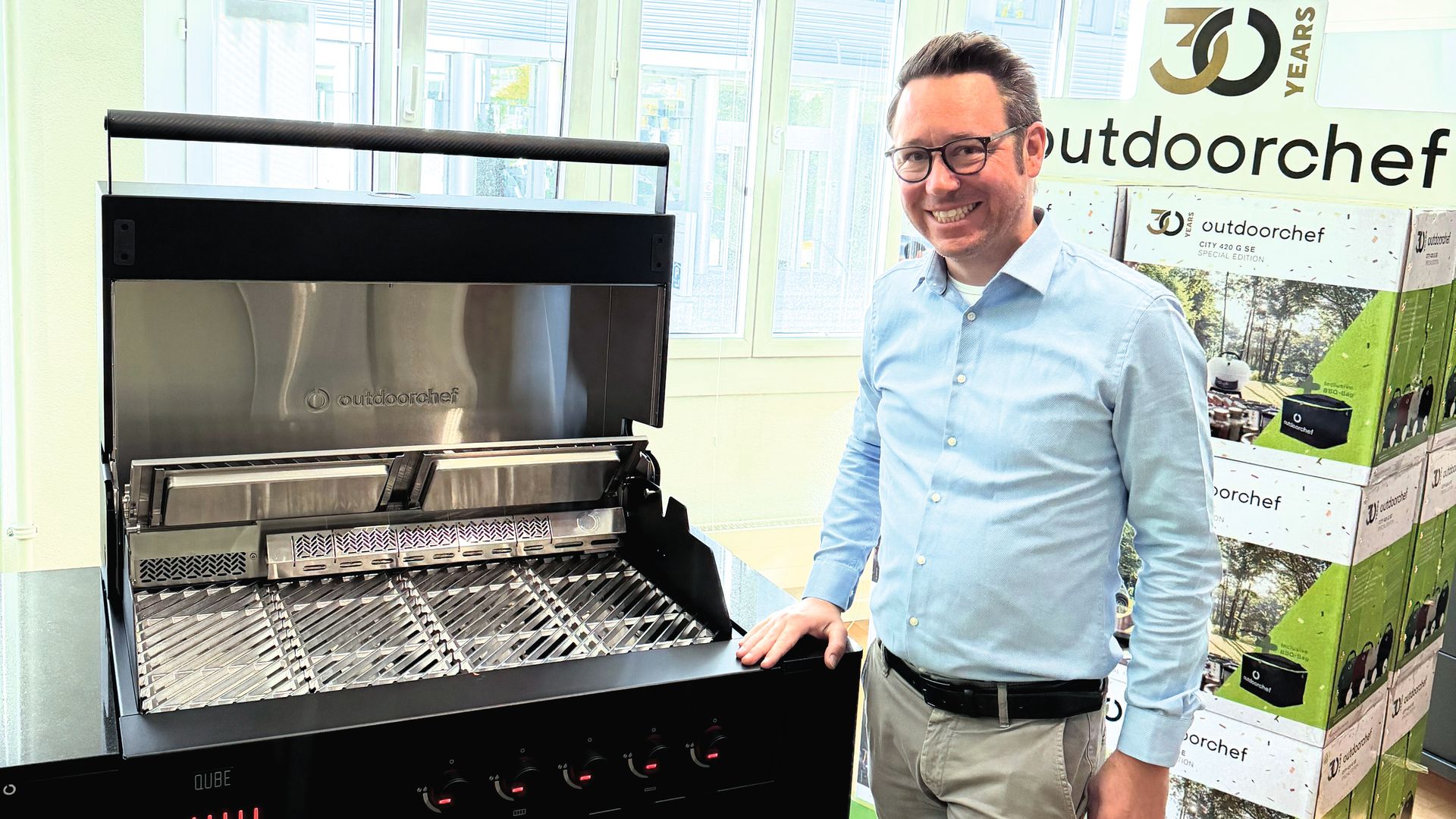Florian Brandt, CFO & COO supervisant les opérations de Outdoorchef dans la région DACH