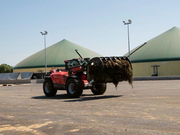 Manitou Telehandler 850