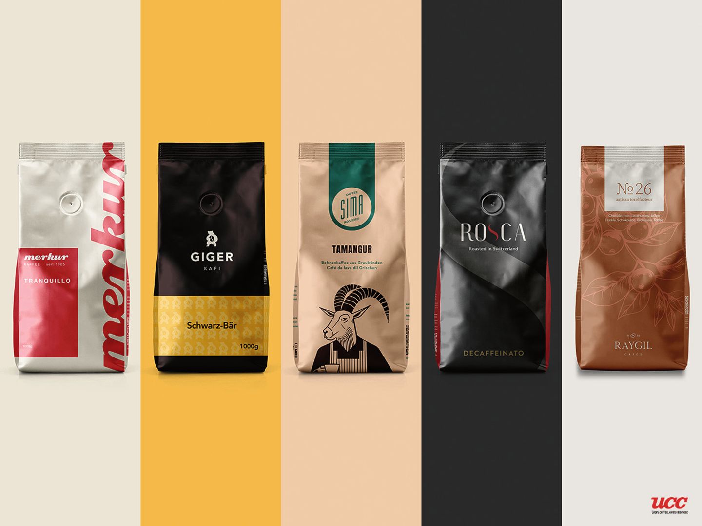 Excellent café de la fève à la tasse