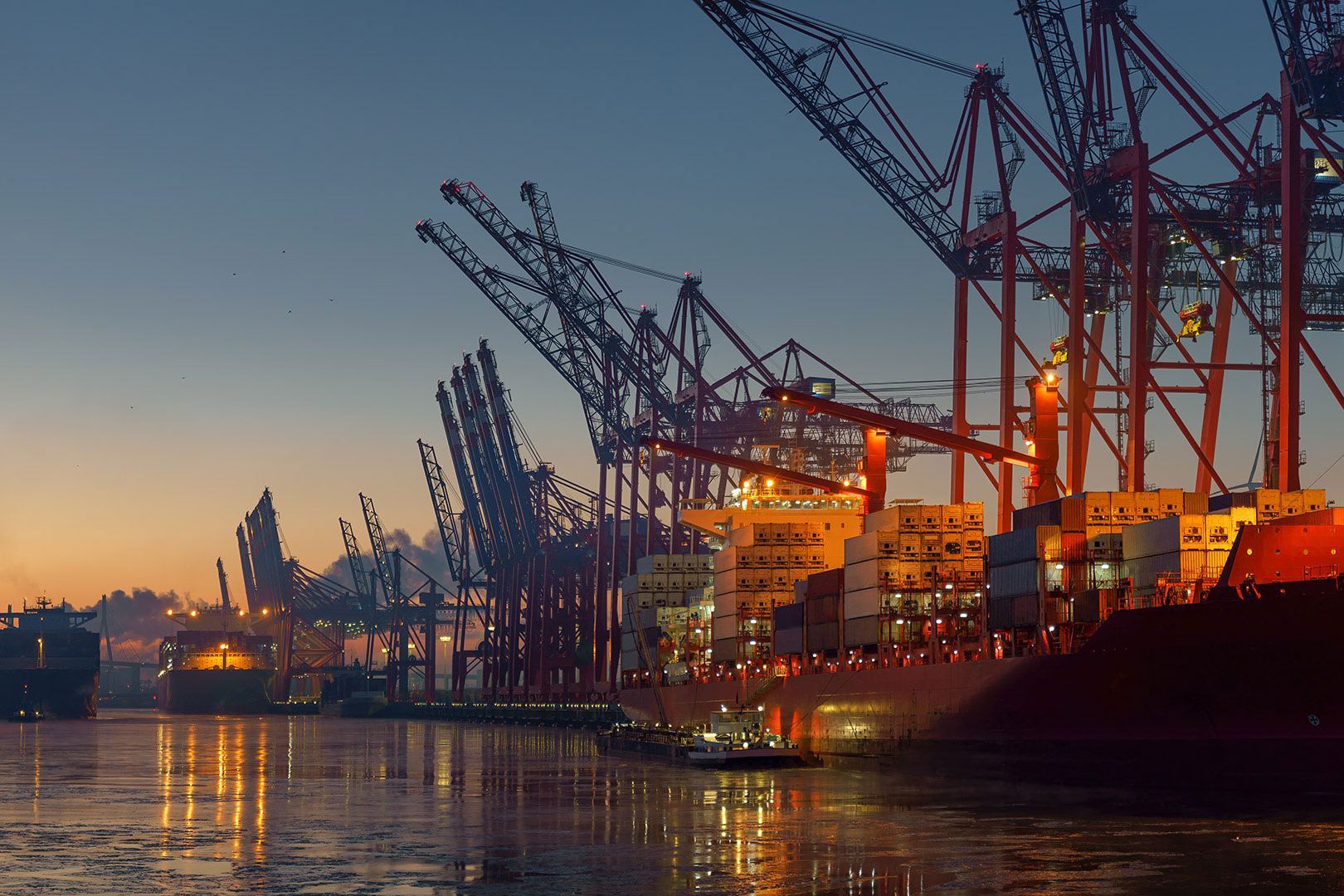 Logistique des conteneurs et chaînes d'approvisionnement dans le port