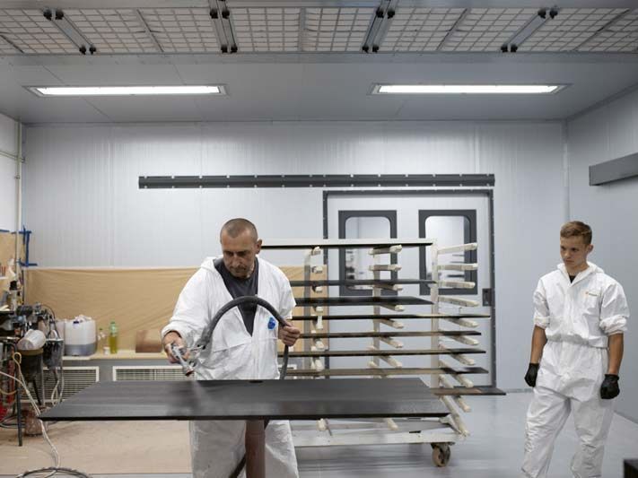 Hagenauer Mebloform Lakkerij