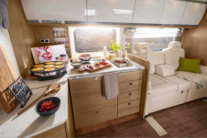 MORELO lakóautó konyharész