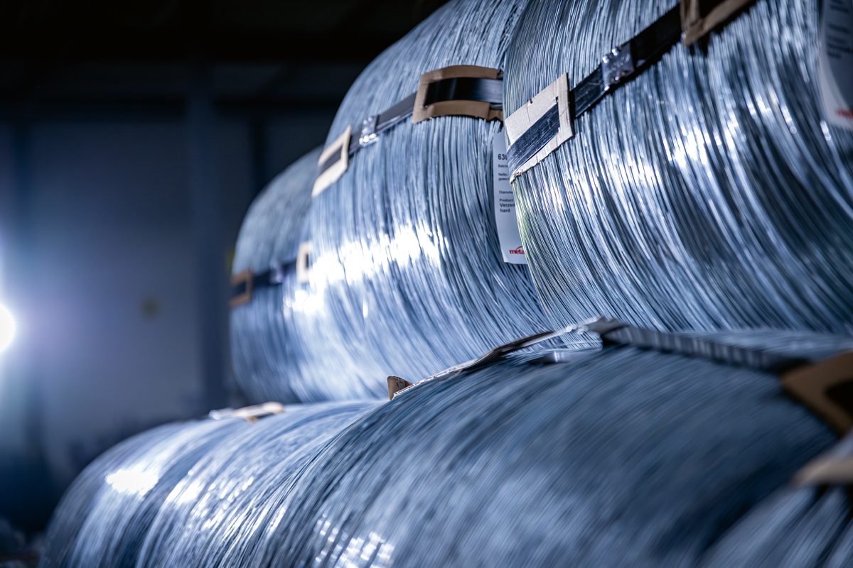 ...- in the picture galvanized wire