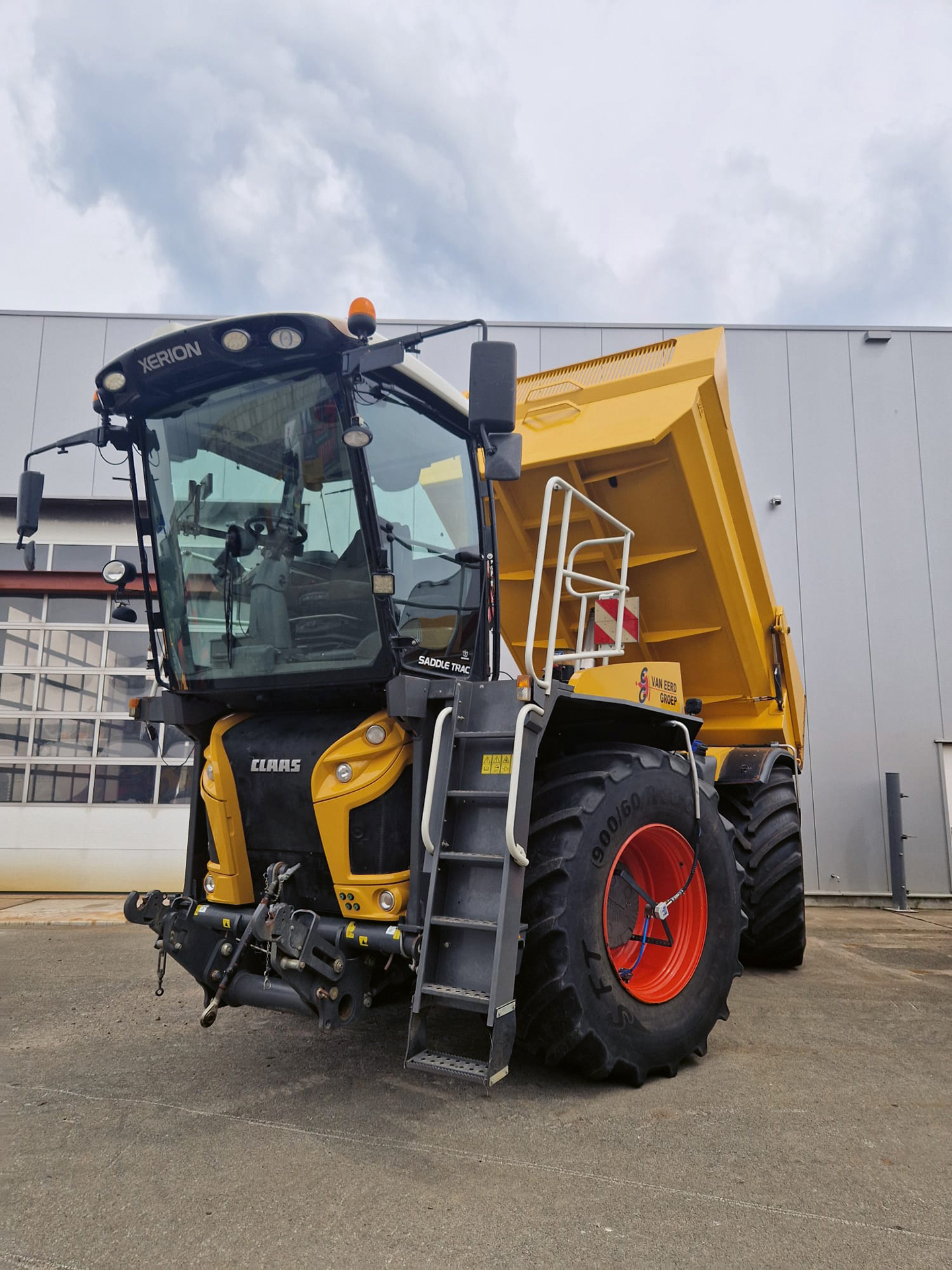 Van Eerd Groep B.V. Wywrotka