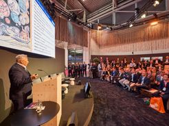 Conférence à l'EXPO REAL à Munich
