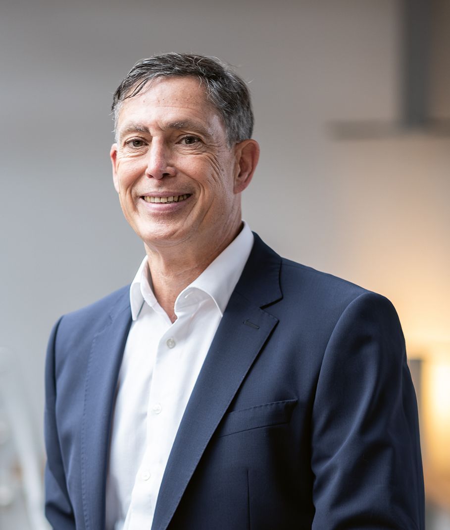 Dr. Jürgen Weber, Geschäftsführer der CarByte Technology Group GmbH