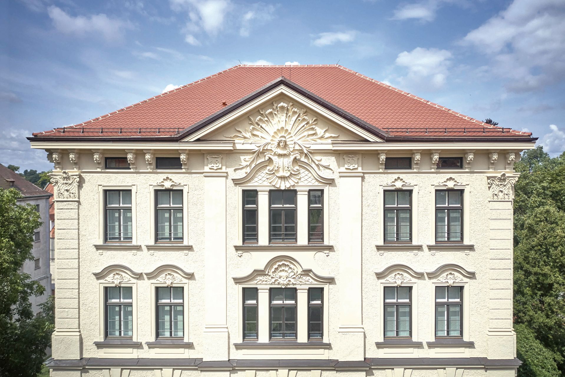 Manufaktur Gaulhofer para el edificio gubernamental de Landshut