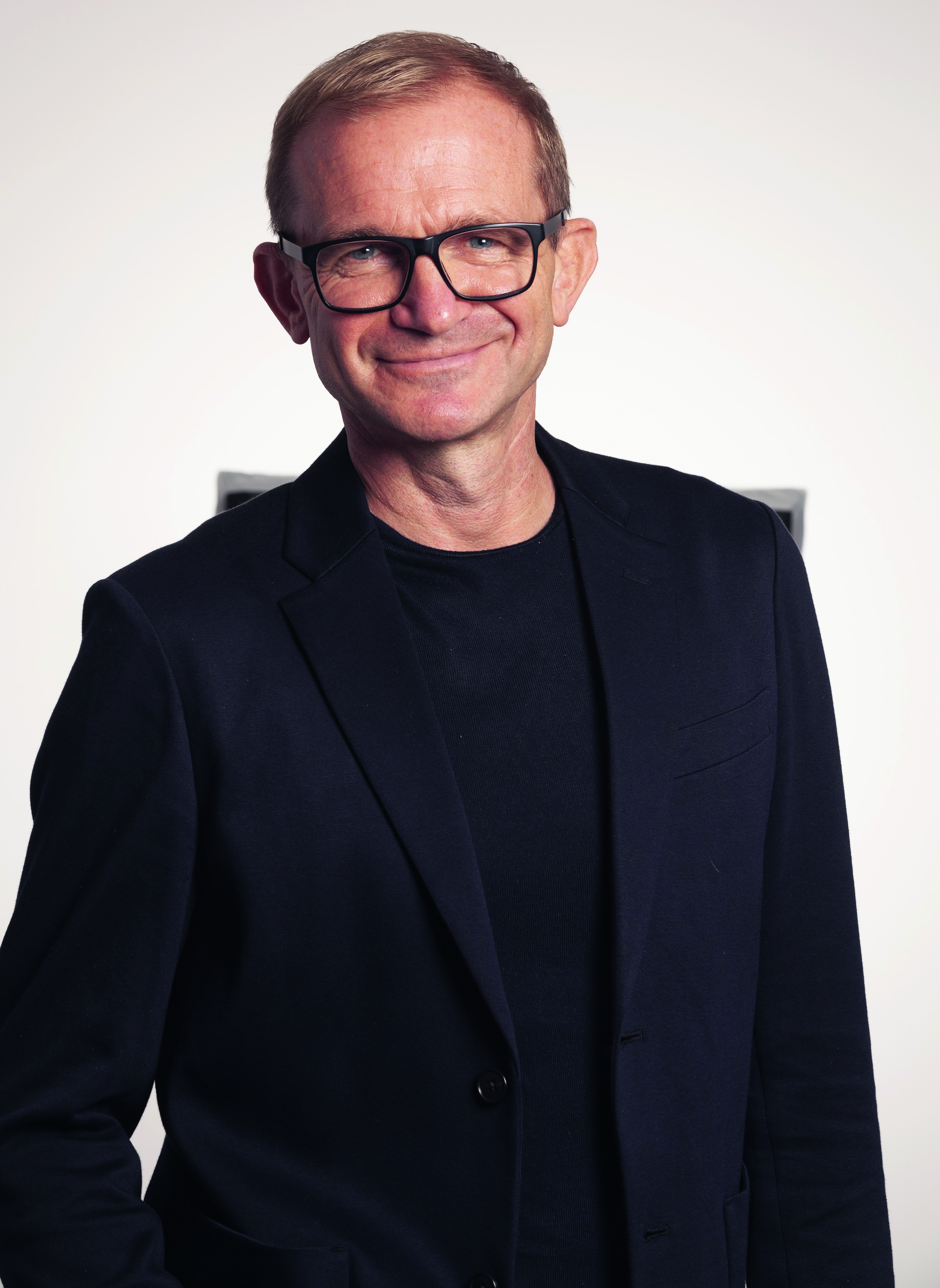 Chris Demeulemeester, Nemzetközi Projekt és Értékesítés a Gravity Media Belgium N.V.-nél