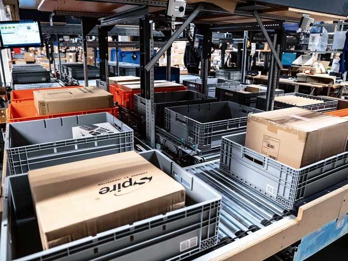 Api - W pełni zautomatyzowane magazynowanie