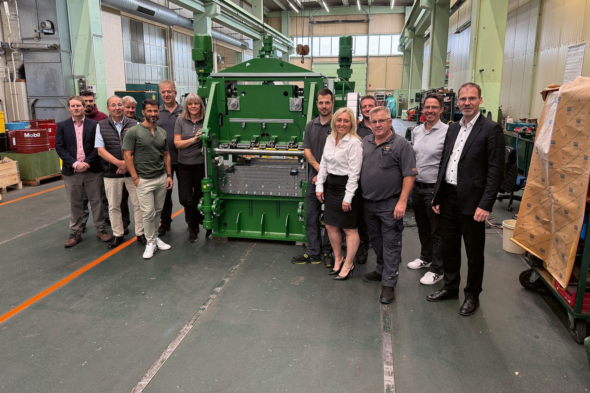 REDEX GmbH Macchina raddrizzatrice innovativa