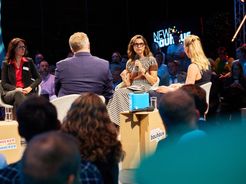 Dyskusja panelowa podczas FESTIWALU NEW bauhaus