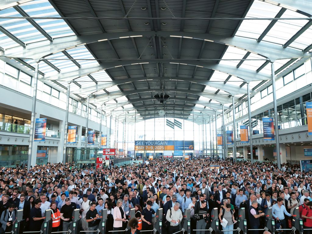 Renewables in Focus: 110,000 Trade Fair Visitors