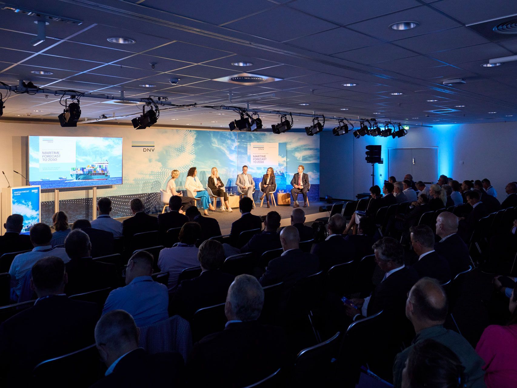 Panel Discussion on the Future of the Maritime Economy at SMM
