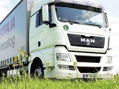 Több ezer jumbo cseretest járművel működve Európában, a WESTFALIA intralog kiépített egyike a régió legnagyobb specializált flottáinak, lehetővé téve skálázható kapacitást és megbízható szolgáltatást ipari ügyfelek számára