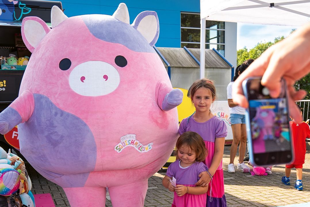 Jazwares GmbH in tour regolare