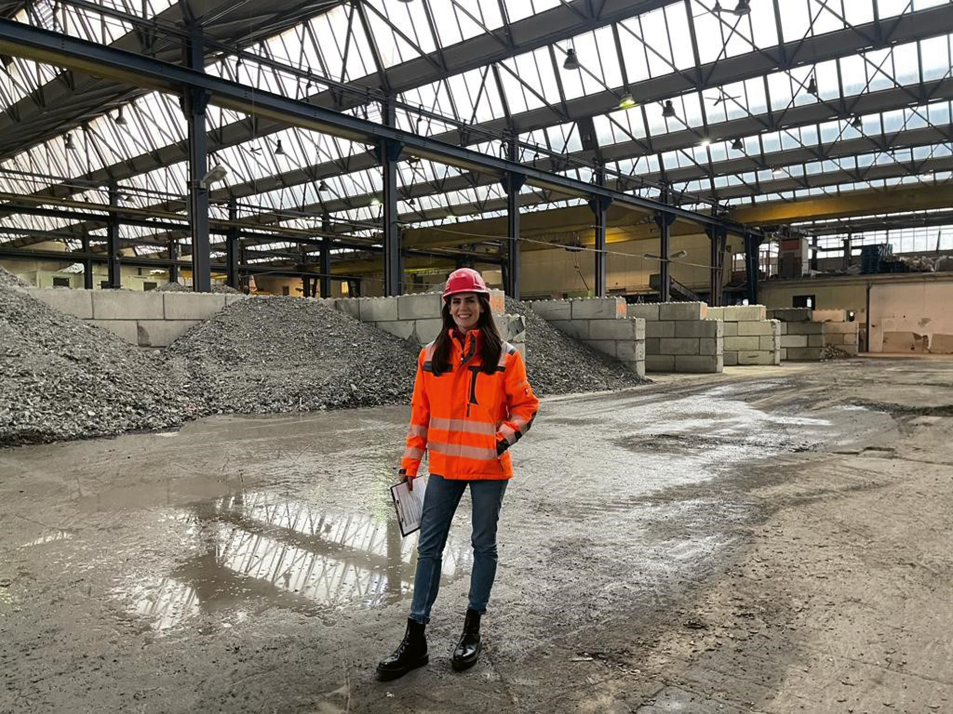 DRH German Commodity Trading Company mbH in the Warehouse