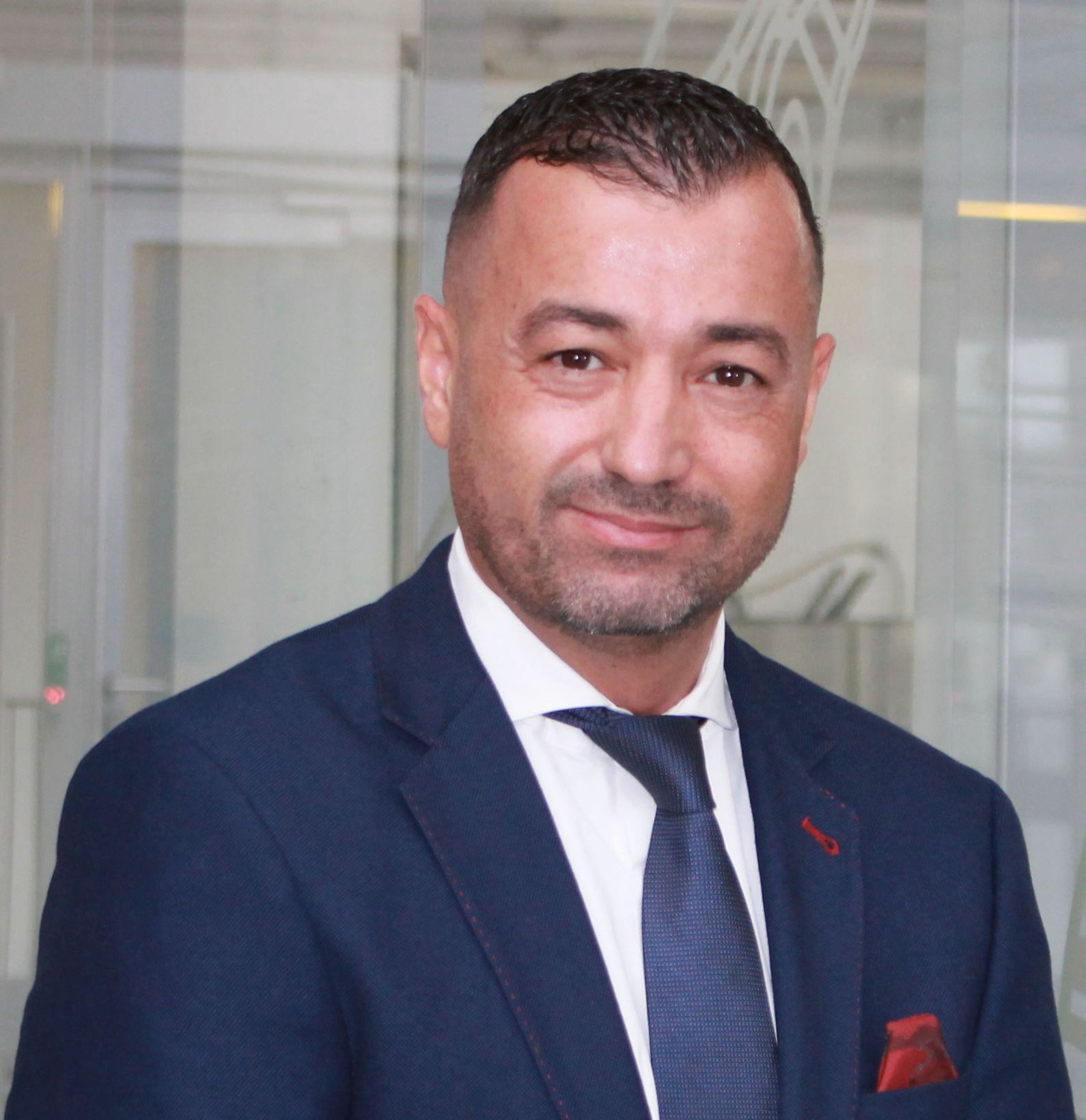 Mustafa Oualkadi, az oso precision GmbH ügyvezető igazgatója