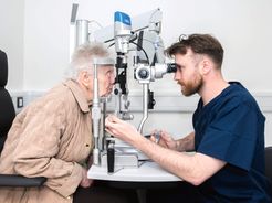 Numérisation des soins de santé oculaires Optegra