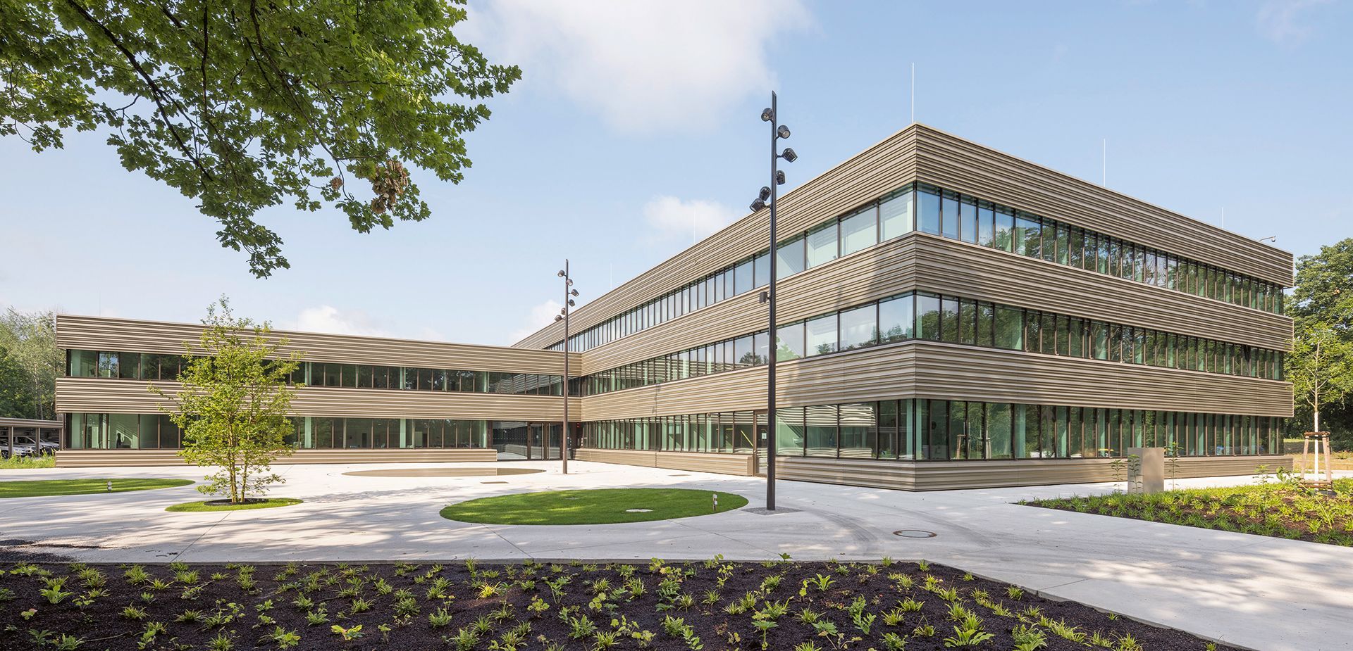 Complesso edilizio HARMSEN KOMTEC GMBH del Servizio Meteorologico Tedesco