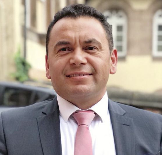 Flossmann & Grünbeck GmbH Cengiz Sahin, Managing Director van Flossmann & Grünbeck GmbH